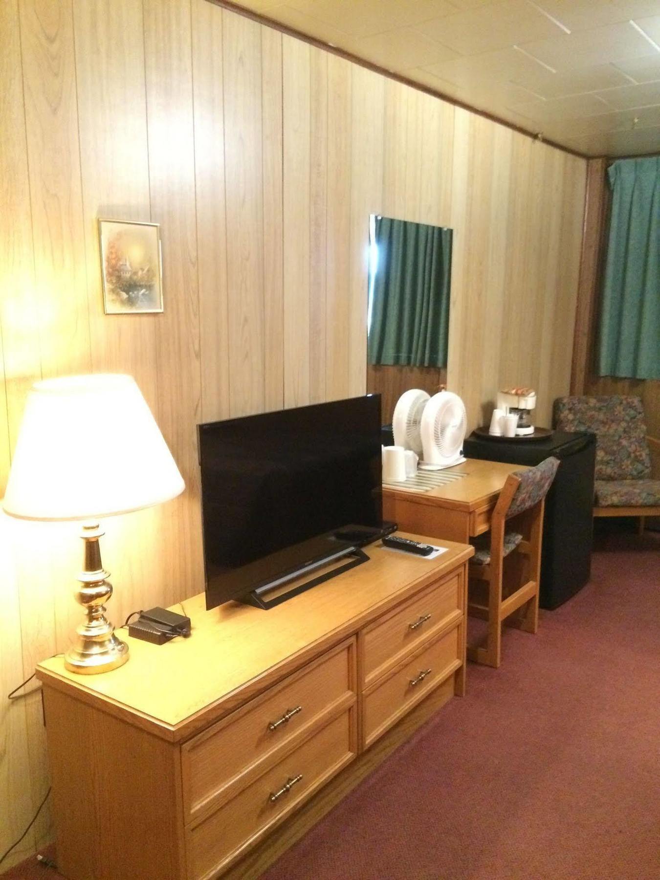 Airport Chalet 怀特霍斯 外观 照片